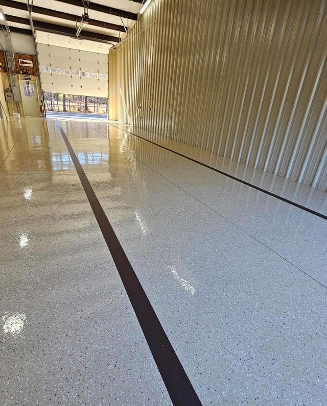 Light flake, steel building: flake system floor, workshop